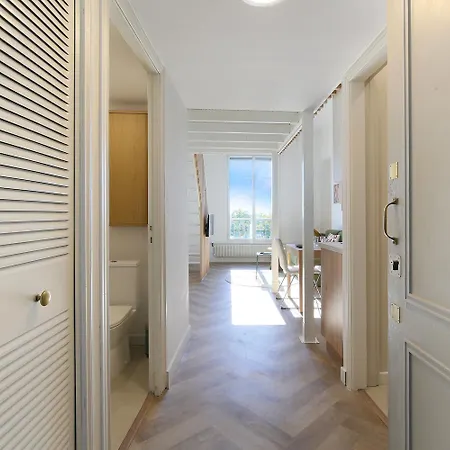 Vue Imprenable Et Charme Historique A Apartment